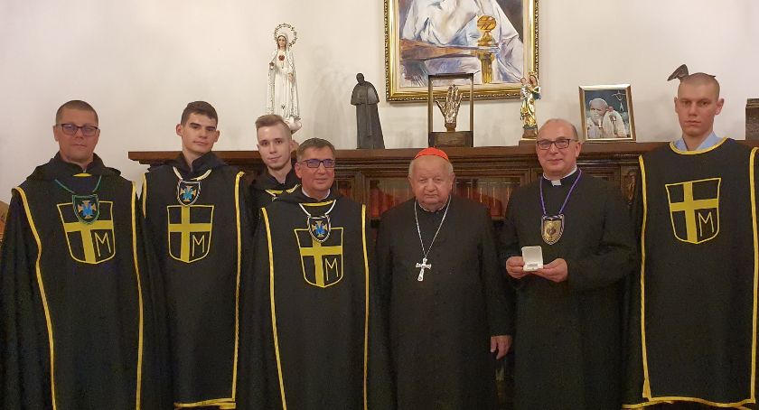 Przasnyscy Rycerze Jana Pawła II udali się na pielgrzymkę do Krakowa
