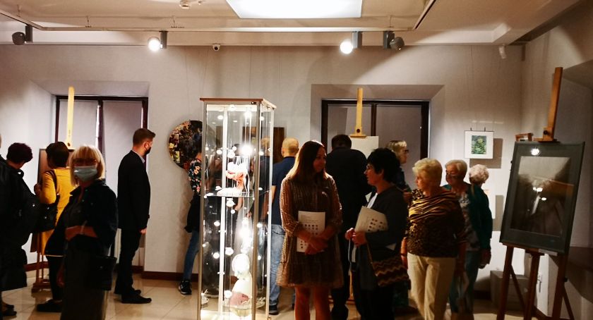 Otwarcie wystawy „Inklinacje” w przasnyskim Muzeum Historycznym.