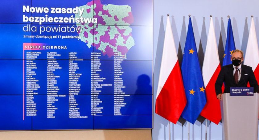 Z ostatniej chwili: Powiat Przasnyski w czerwonej strefie! Wraca nauczanie zdalne. Nowe zasady w całym Kraju!