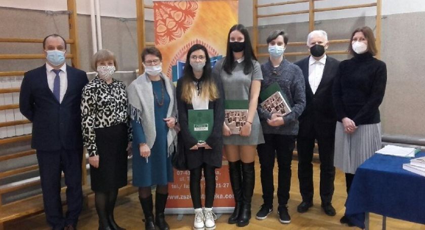 Reprezentacja ZSP z dobrym wynikiem na II Olimpiadzie Wiedzy o Kurpiach 
