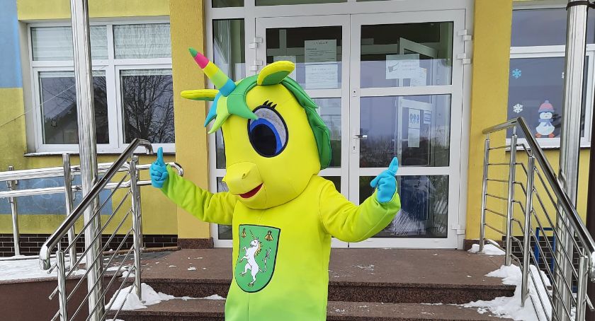 Jednorożec w Jednorożcu? Niecodzienny gość zostaje na stałe