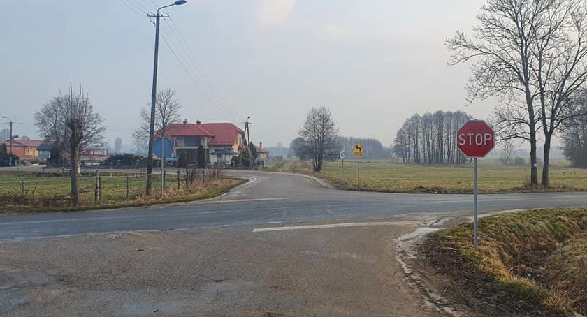 Skrzyżowanie w Duczyminie przeszło zmianę w organizacji ruchu