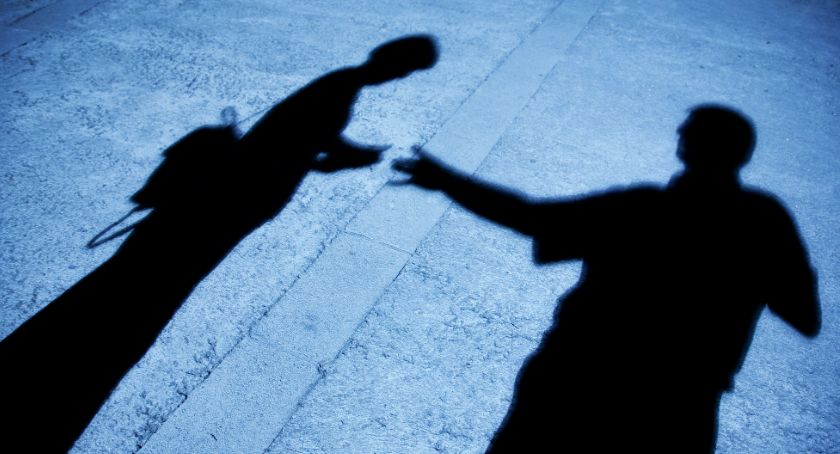 Okradły 90-letnich seniorów, podawały się za pracowników spółdzielni mieszkaniowej