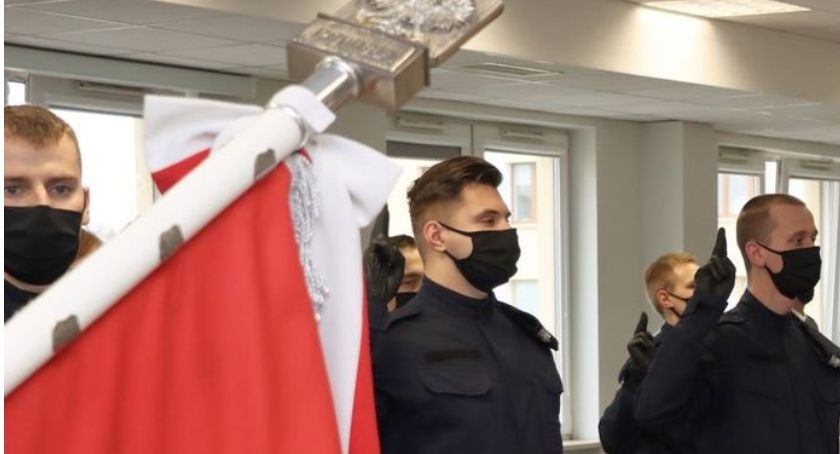 Nowi Policjanci w garnizonie mazowieckim. Jeden będzie służył w Przasnyszu