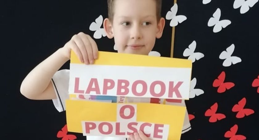 Lapbook w Rostkowie, czyli kreatywna metoda pracy z dziećmi