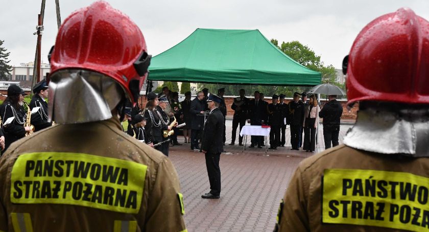 Dzień Strażaka w KP PSP w Przasnyszu. Wręczono odznaczenia i awanse