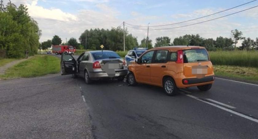 Groźna kolizja drogowa. Dwie osoby trafiły do szpitala