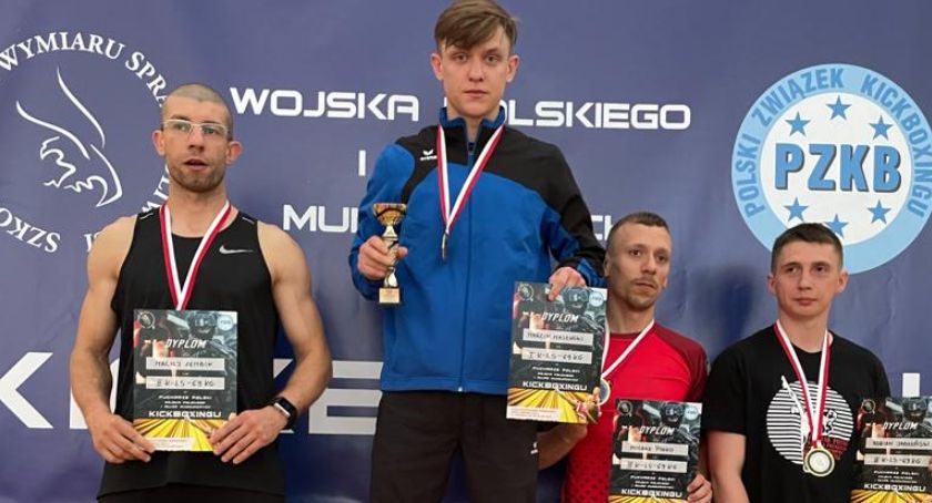 Żołnierze 5 Mazowieckiej Brygady OT na podium Pucharu Polski Wojska Polskiego i Służb Mundurowych w kickboxingu