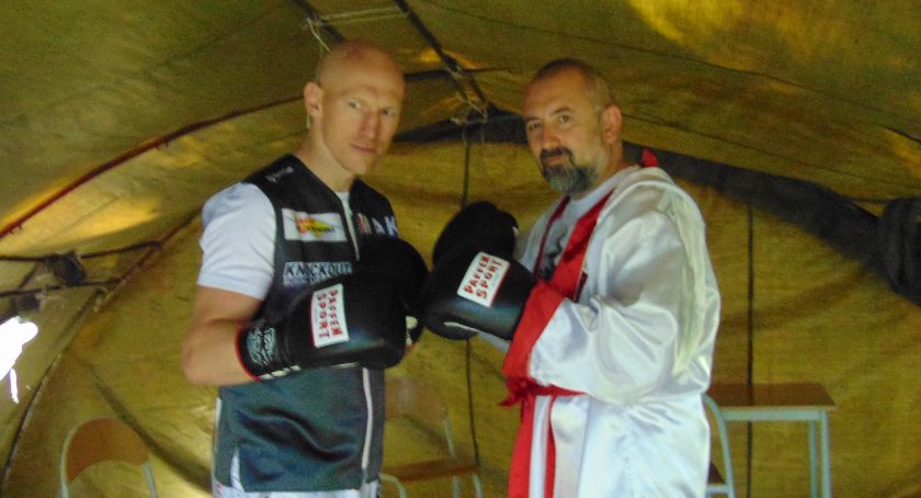 Krzysztof kontra Krzysztof. Walka o pas zakończona w trzech rundach [Foto+Wideo]