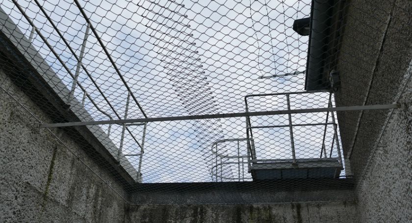 Pobili dostawcę. Amatorzy kebabów wylądowali w areszcie