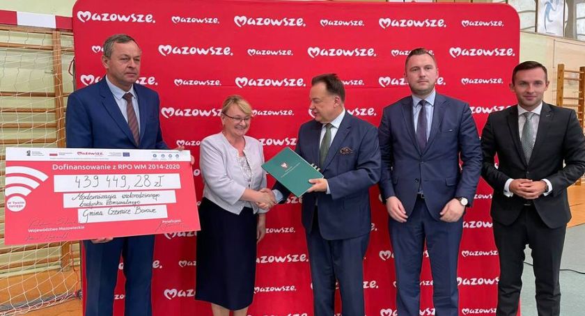Wielorodzinny budynek komunalny w Rostkowie przejdzie termomodernizację
