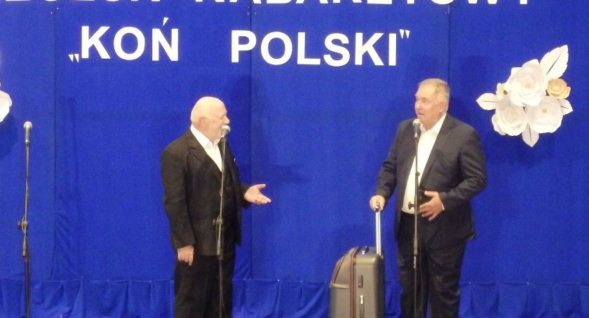 Gromkie brawa podczas wieczoru kabaretowego z Kabaretem Koń Polski
