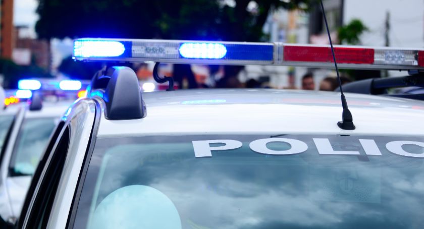 19-latek jechał 107 km/h w terenie zabudowanym