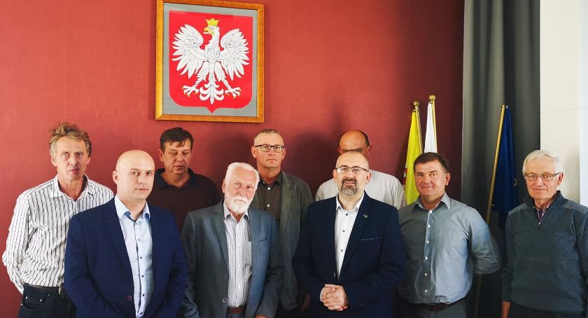 dr Gabriel Janowski, honorowy Prezes Solidarności RI, były minister i senator na spotkaniu z przasnyskimi rolnikami