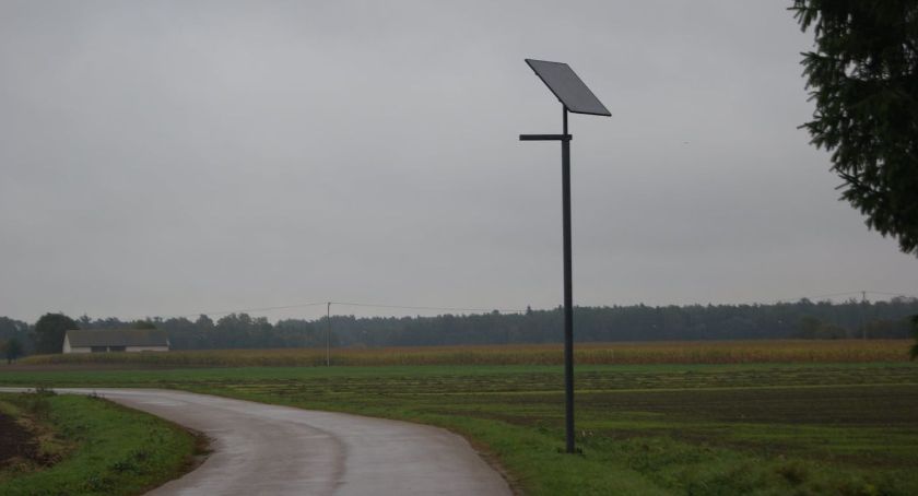 Krasne: Instalacja lamp solarnych na terenie Sołectwa Milewo – Szwejki