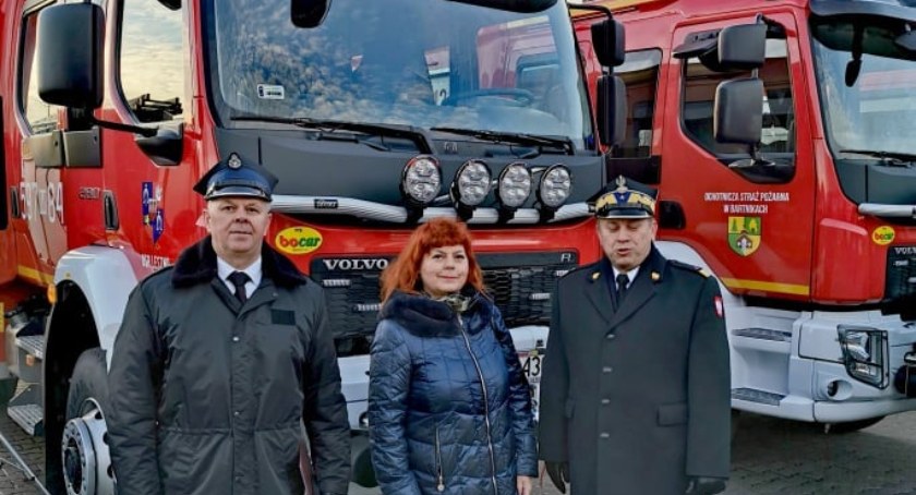 Do OSP Leszno trafił nowy pojazd pożarniczy