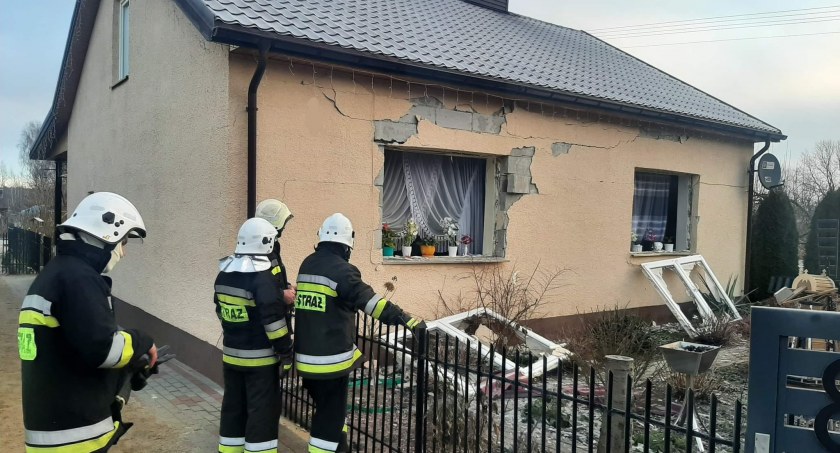 Wybuch gazu w gminie Krasne. Na szczęście brak osób rannych [foto]