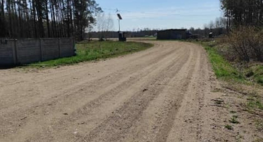 Drogi w miejscowościach Wyrąb Karwacki i Mirów zostaną przebudowane