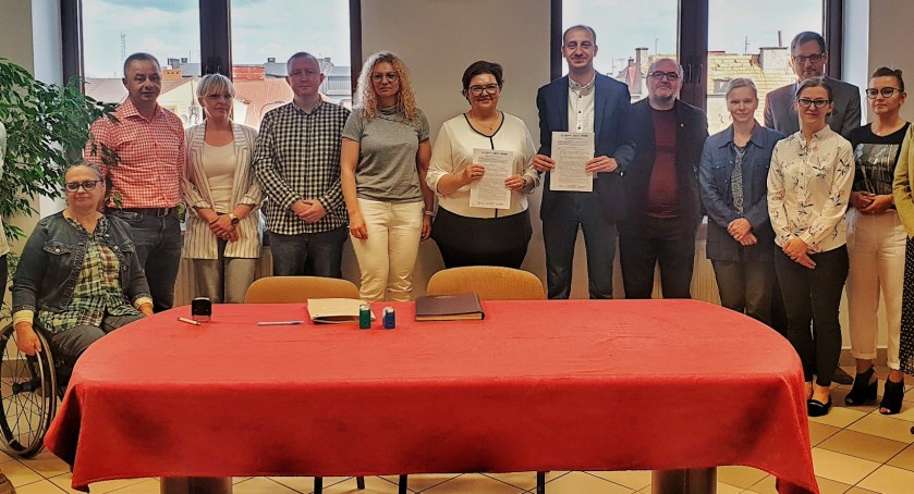 Rusza projekt „Łagodzenie skutków społecznych pandemii wśród grup wysokiego ryzyka – osoby 60+