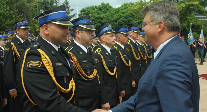 mł. kpt. Andrzej Kordek pochodzący z Obręba wyróżniony podczas Dnia Strażaka