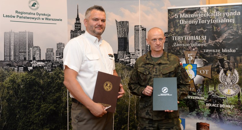 Mazowieccy terytorialsi podpisali porozumienie z Regionalnymi Lasami Państwowymi