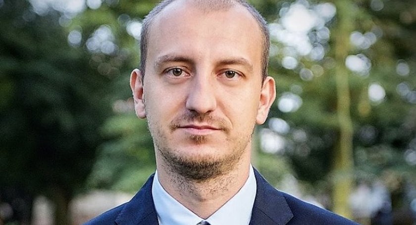 LiveChat z burmistrzem Przasnysza - Łukaszem Chrostowskim
