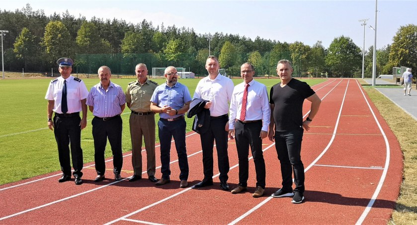 Stadion sportowy w Jednorożcu oficjalnie otwarty. Ależ się działo!