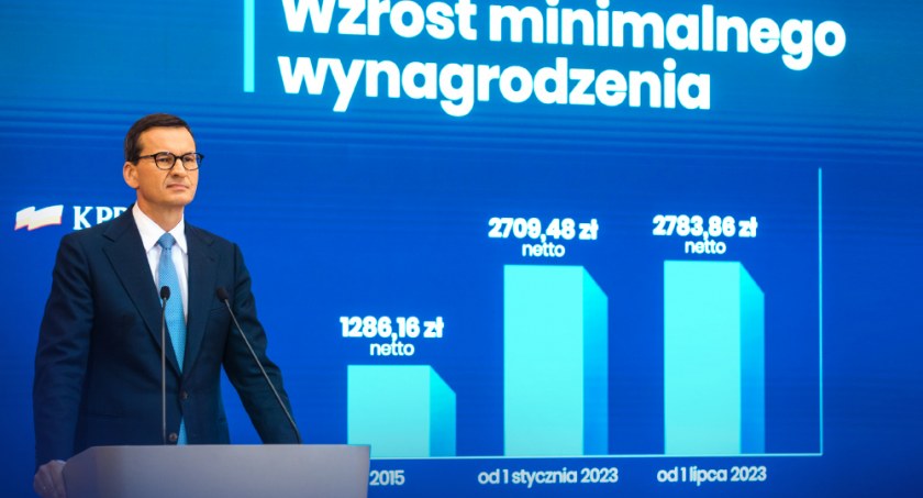 W przyszłym roku płaca minimalna dwa razy w górę
