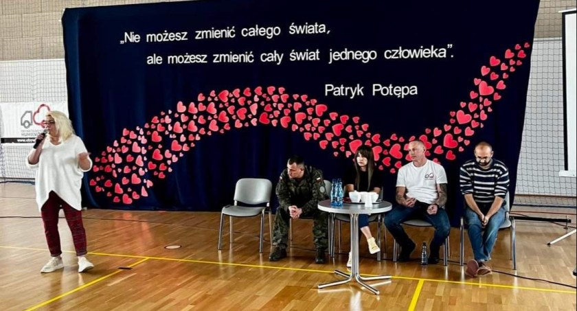 Wizyta Obywatelskiego Konwoju Humanitarnego Przasnysz w Jedynce