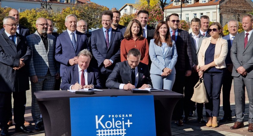 Kolej Plus: Z Przasnysza koleją do Warszawy przez Pułtusk i Serock