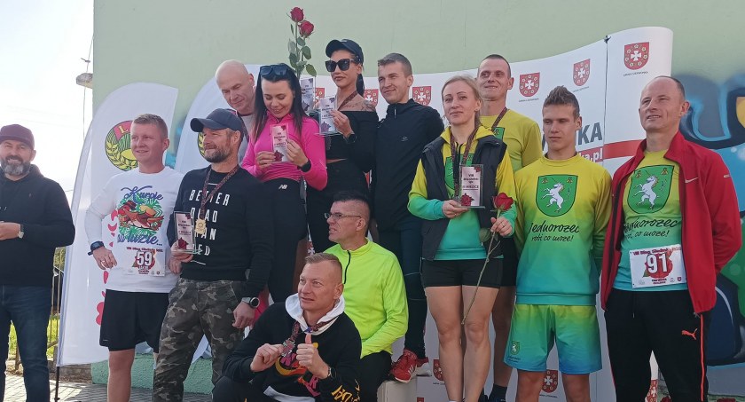 Jednorożce triumfują na Biegu Siedmiu Róż