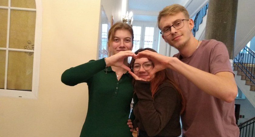 Społeczność przasnyskiego KENa zebrała blisko 6 tysięcy złotych dla swojej nauczycielki