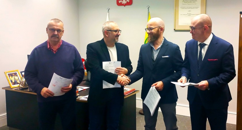 Umowa na remont sali gimnastycznej w LO im. KEN w Przasnyszu podpisana!