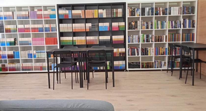 Wyremontowano bibliotekę w Zespole Szkół Powiatowych w Przasnyszu