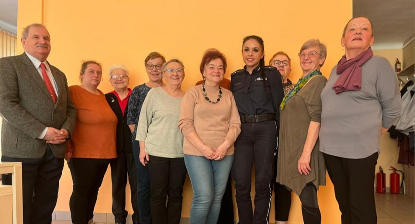 Spotkanie Przasnyskiej Rady Seniorów z Funkcjonariuszką Komendy Powiatowej Policji w Przasnyszu