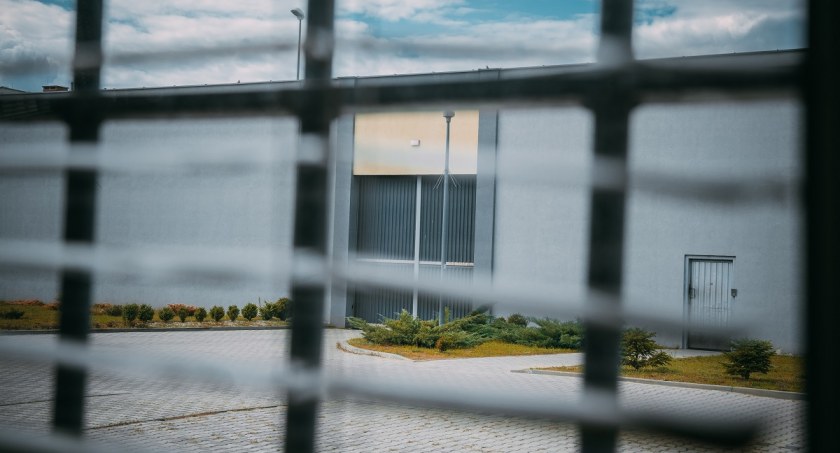Nabór do Służby Więziennej – 35 wolnych etatów w ZK Przytuły Stare