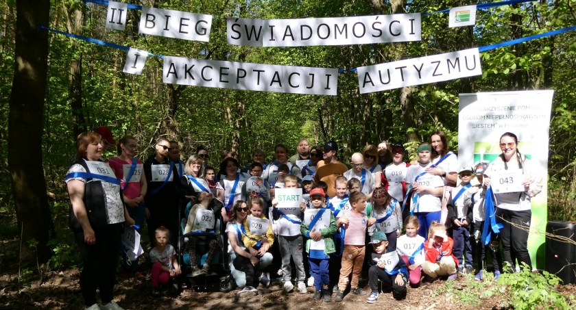 Biegli ku Świadomości i Akceptacji Autyzmu