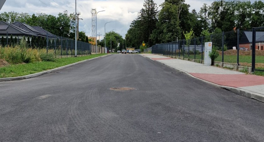 Kurier Mazowiecki: Przasnysz ma nowe drogi dzięki 90% dofinansowaniu rządowemu