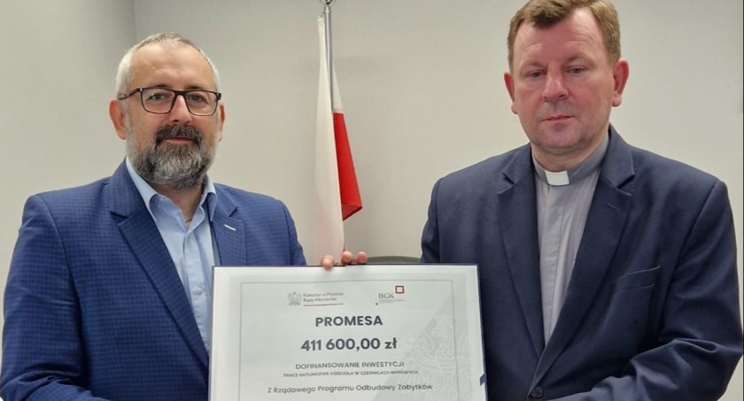 Promesa na konserwację zabytkowego kościoła w Czernicach Borowych przekazana