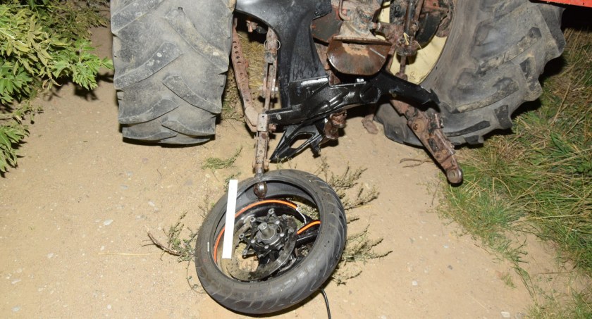 Policjanci apelują o ostrożność! To kolejny wypadek, w którym zginął motocyklista