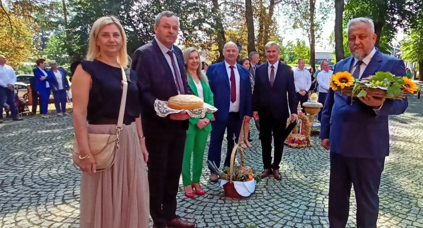 Dożynki gminno–parafialne w Rostkowie już za nami