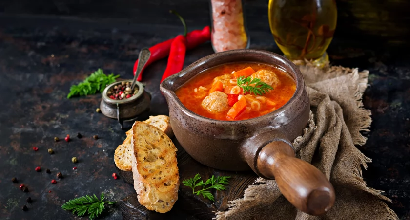 Dlaczego catering dietetyczny tak korzystnie wpłynął na moje życie?