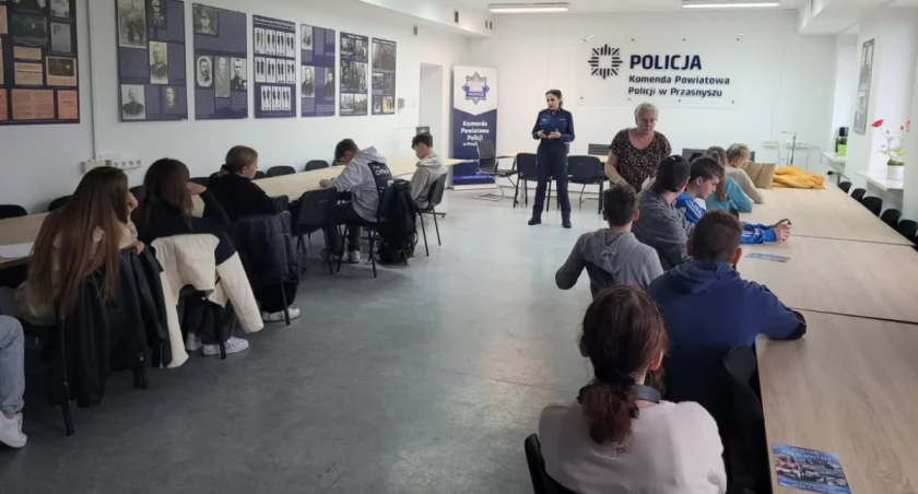 Kim jest Policjant? Na czym polega jego praca? Spotkanie z uczniami