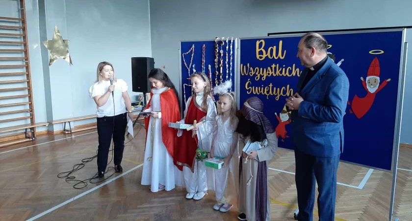 W  Nowej Krępie balowali wszyscy święci
