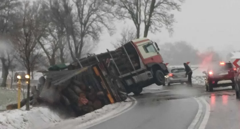 Z ostatniej chwili: Utrudnienia w ruchu na trasie Przasnysz-Ciechanów
