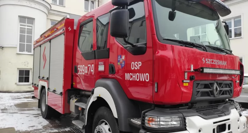 Druhowie z OSP KSRG Mchowo będą dysponować samochodem Renault Trucks D16