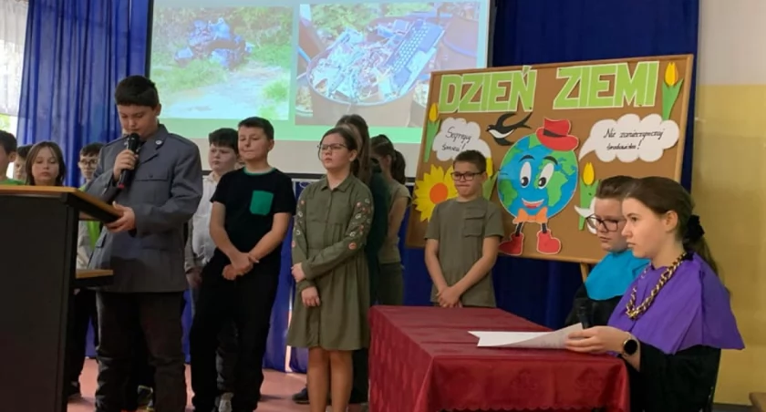 Dzień Ziemi w Szkole Podstawowej w Bogatem