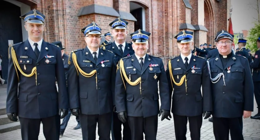 Uczestniczyli w uroczystej Mszy Świętej w intencji strażaków w Bazylice Katedralnej w Warszawie