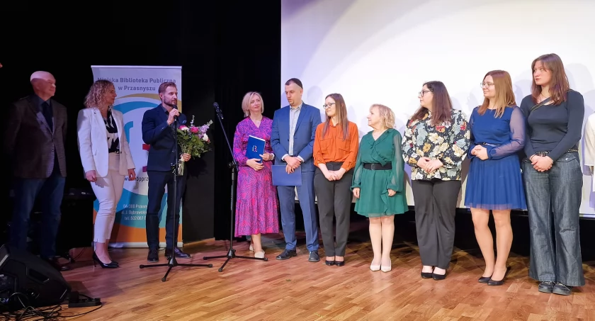 Wielkie moce małych bibliotek. Innowacje i współpraca ze środowiskiem lokalnym bibliotek publicznych w powiecie przasnyskim