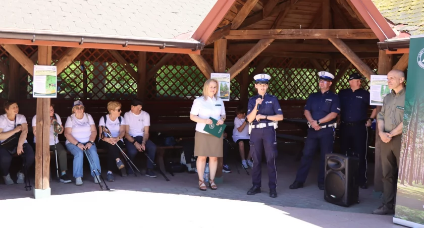 Majowy Nordic Walking z przasnyską Policją